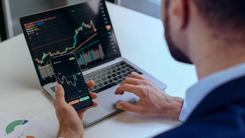 Panel de control de trading de Ala Axivor